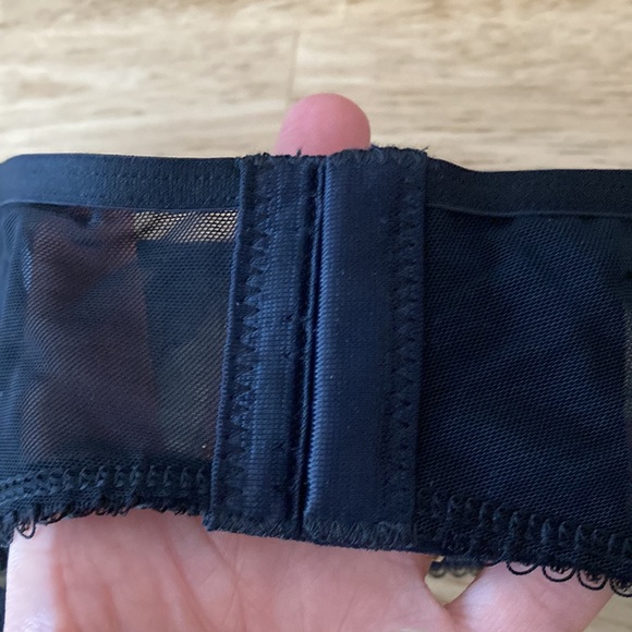 Like new Fantasie panties and garter - Picture 12 of 14